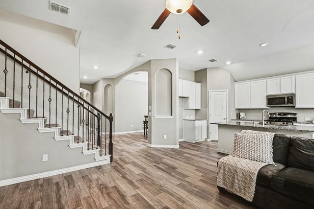 7225 Navoti Trail, Fort Worth, TX 76131