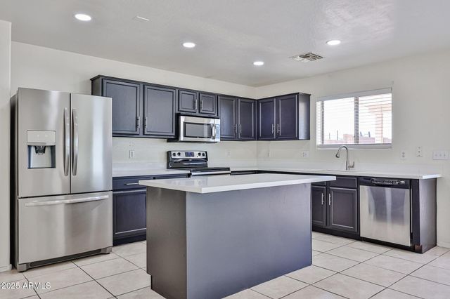 25771 W Satellite Lane, Buckeye, AZ 85326