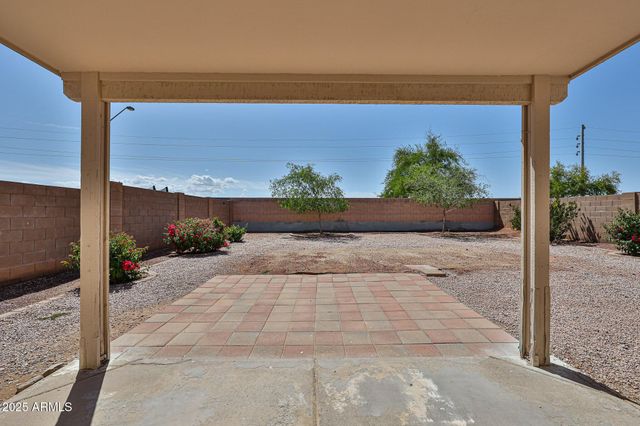 25771 W Satellite Lane, Buckeye, AZ 85326