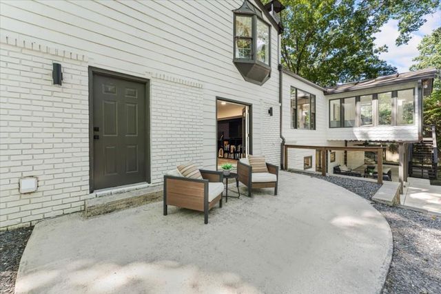 1606 E Nancy Creek Drive, Brookhaven, GA 30319