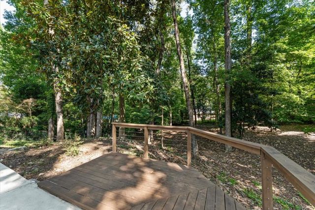 1606 E Nancy Creek Drive, Brookhaven, GA 30319
