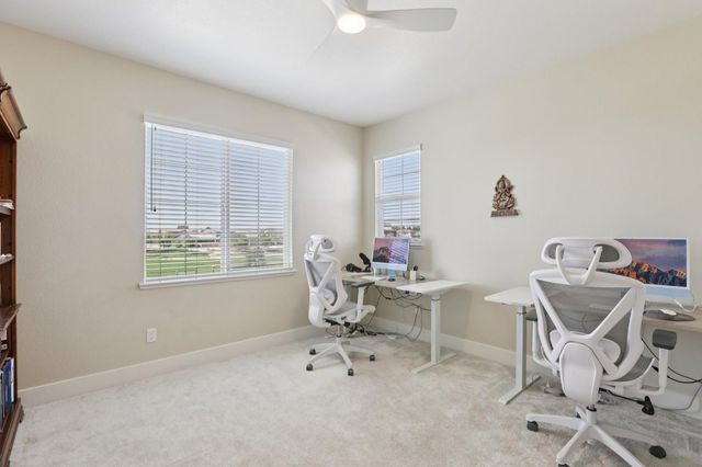 2464 Dilip Dr, Manteca, CA 95337