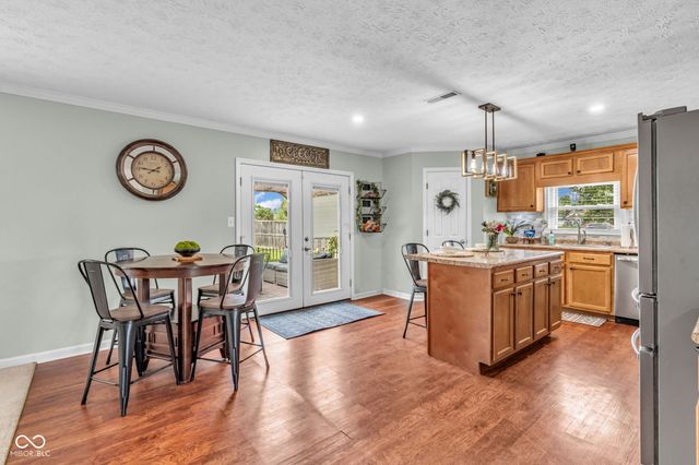 8455 Ferguson Circle, Avon, IN 46123