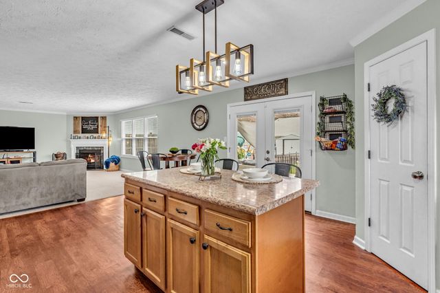 8455 Ferguson Circle, Avon, IN 46123