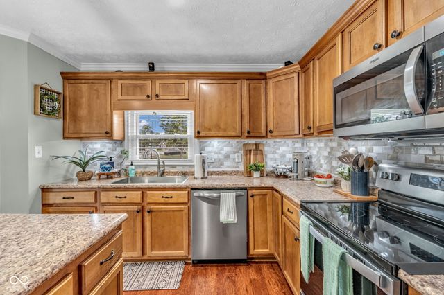 8455 Ferguson Circle, Avon, IN 46123
