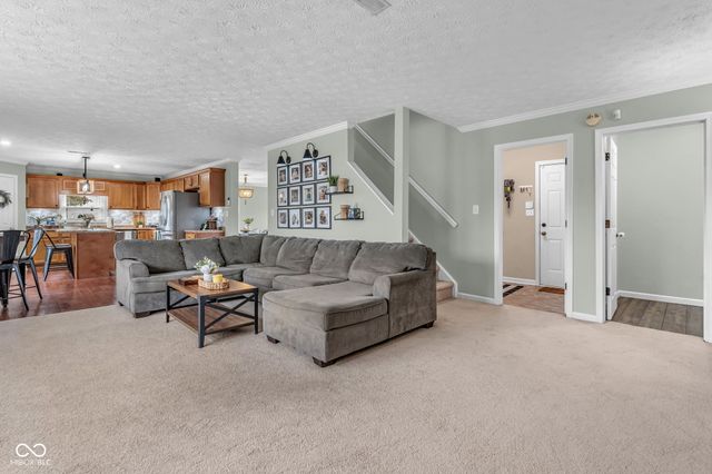 8455 Ferguson Circle, Avon, IN 46123