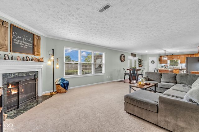 8455 Ferguson Circle, Avon, IN 46123