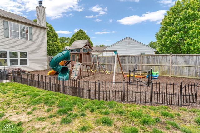 8455 Ferguson Circle, Avon, IN 46123