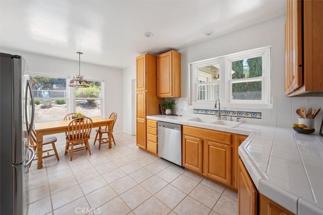 10439 Pinyon, Tujunga, CA 91042
