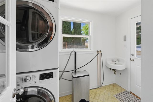 10439 Pinyon, Tujunga, CA 91042