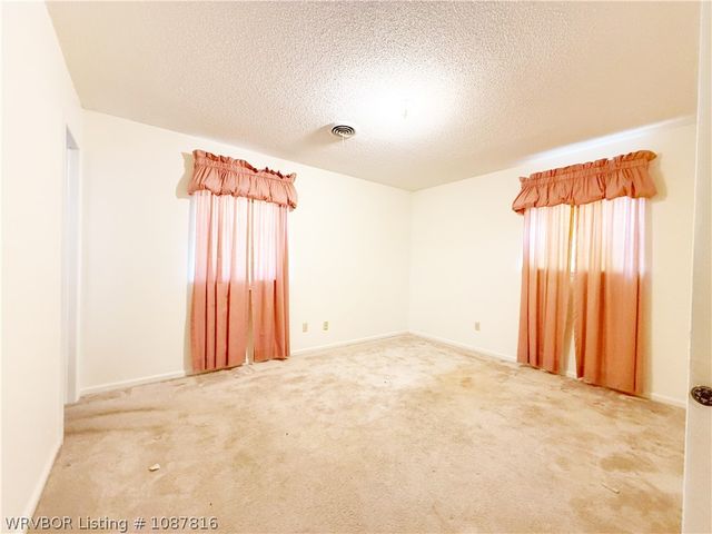 1707 Fryar Drive, Sallisaw, OK 74955