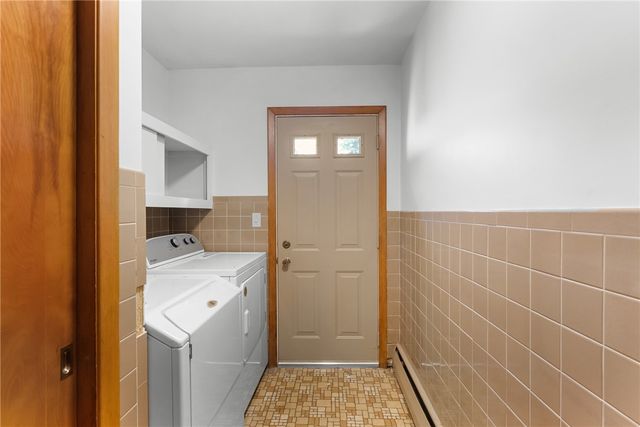 500 Laten Knight Road, Cranston, RI 02921