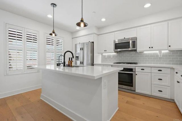 1678 Fairlead Avenue, Carlsbad, CA 92011