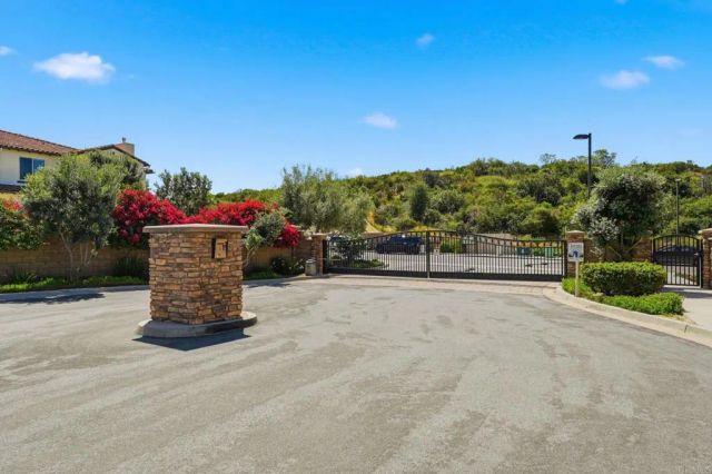 1678 Fairlead Avenue, Carlsbad, CA 92011