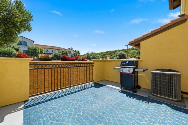 1678 Fairlead Avenue, Carlsbad, CA 92011