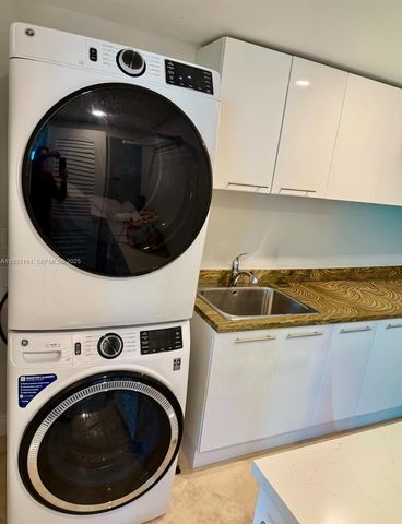 1200 Holiday Dr 705, Fort Lauderdale, FL 33316