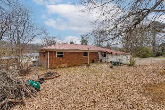 1332 Parker Avenue SW, Cleveland, TN 37311