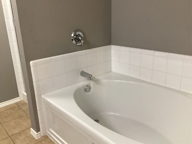 4204 Silverwood Trail, Fort Worth, TX 76244