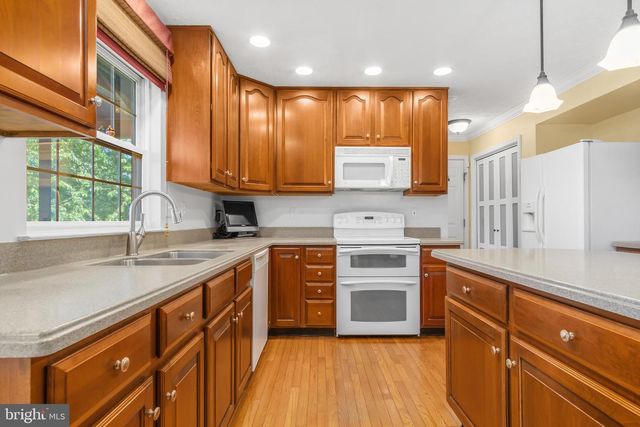 24 YOUNG BRANCH DR, Middletown, MD 21769