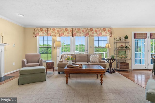 24 YOUNG BRANCH DR, Middletown, MD 21769