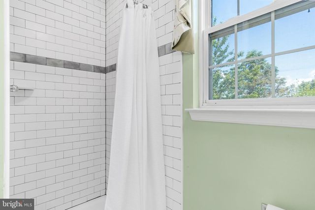 24 YOUNG BRANCH DR, Middletown, MD 21769