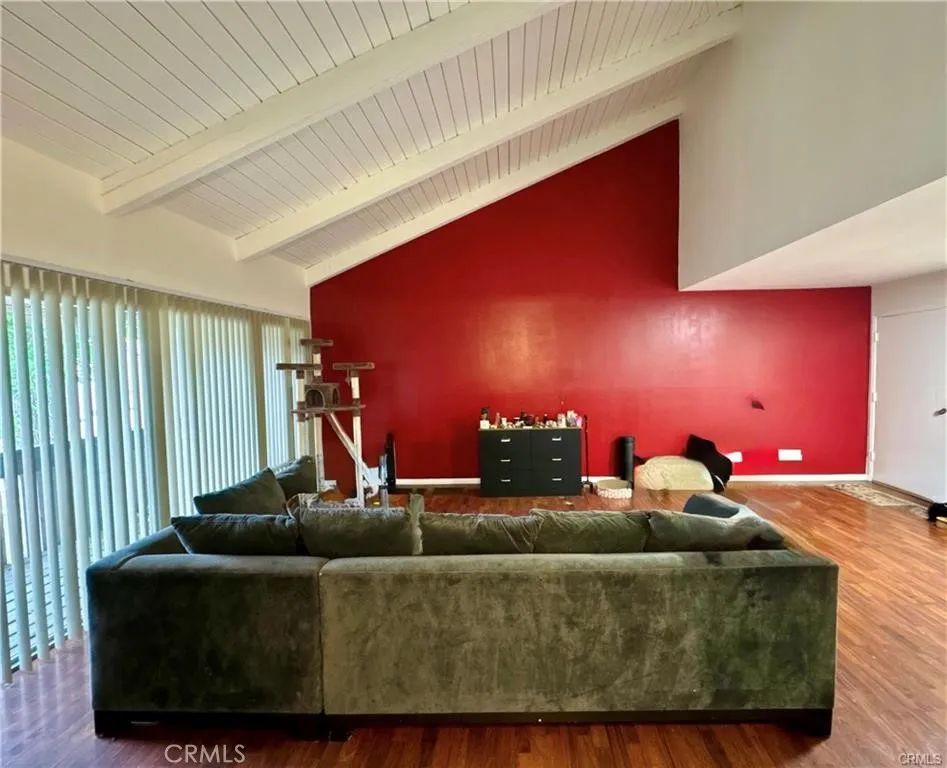 8601 International Avenue 271, Canoga Park, CA 91304