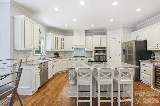 16219 Millsford Court, Charlotte, NC 28277