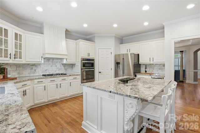 16219 Millsford Court, Charlotte, NC 28277