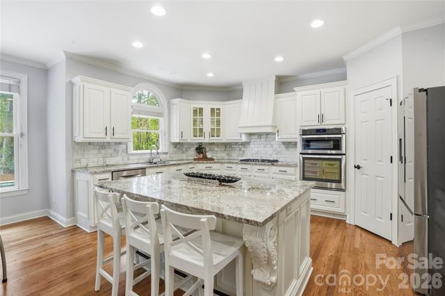 16219 Millsford Court, Charlotte, NC 28277