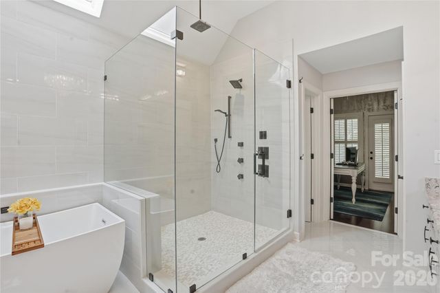16219 Millsford Court, Charlotte, NC 28277