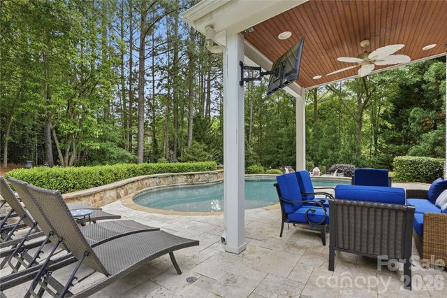 16219 Millsford Court, Charlotte, NC 28277