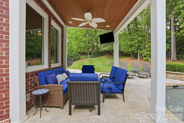 16219 Millsford Court, Charlotte, NC 28277