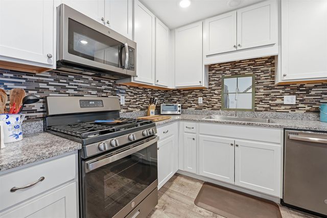 19 East Rd Unit 105, Fairfax, VT 05454