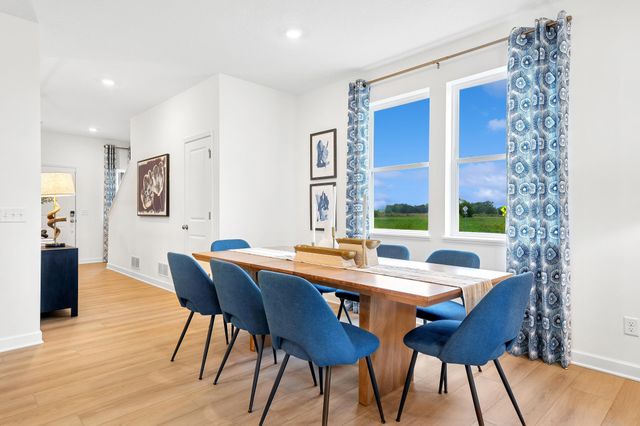 18340 Gladhurst Lane, Lakeville, MN 55068