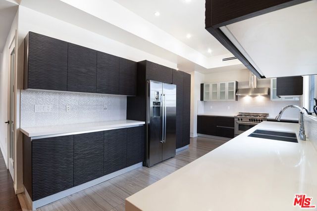 225 S Hamilton Drive 304, Beverly Hills, CA 90211