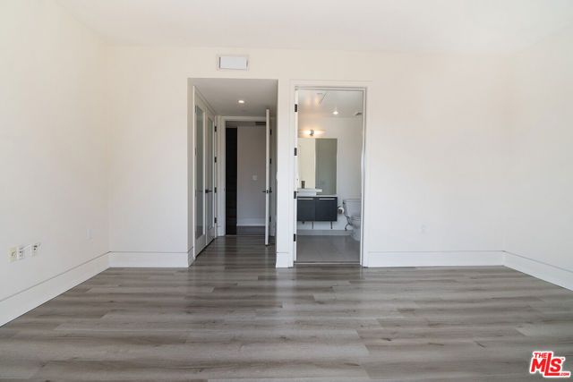 225 S Hamilton Drive 304, Beverly Hills, CA 90211