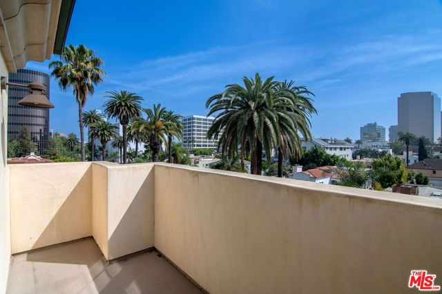 225 S Hamilton Drive 304, Beverly Hills, CA 90211