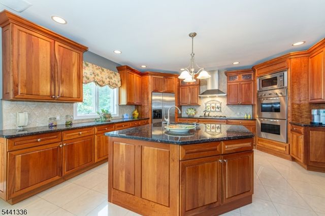 103 Passaic Valley Rd, Montville Twp., NJ 07045