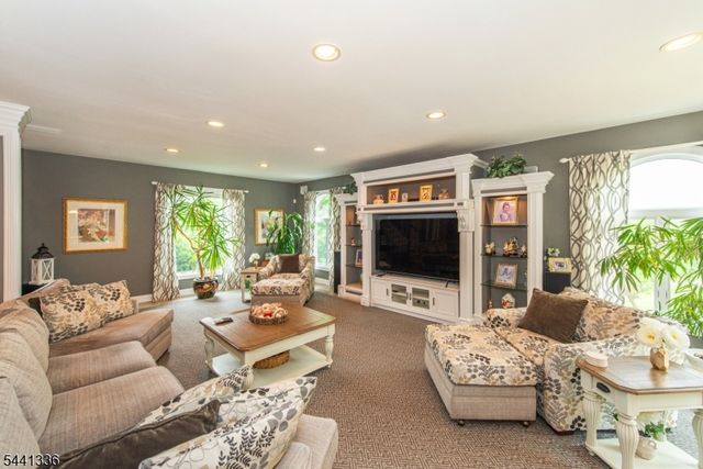 103 Passaic Valley Rd, Montville Twp., NJ 07045