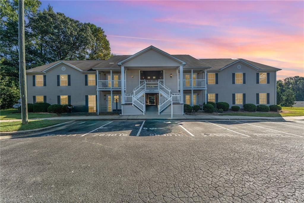 2630-2D Guyer Street, High Point, NC 27265