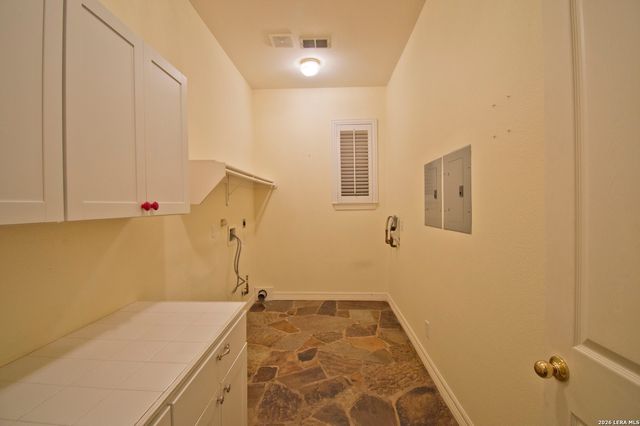 17323 Fountain Bluff Dr, San Antonio, TX 78248