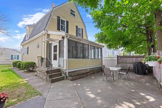 8A 3rd St, Medford, MA 02155