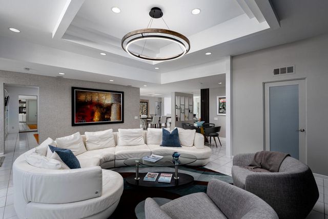 337 Westlake Terrace, Palm Springs, CA 92264