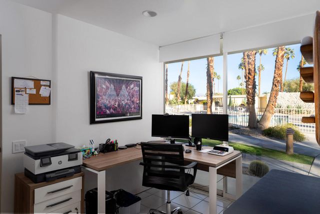 337 Westlake Terrace, Palm Springs, CA 92264