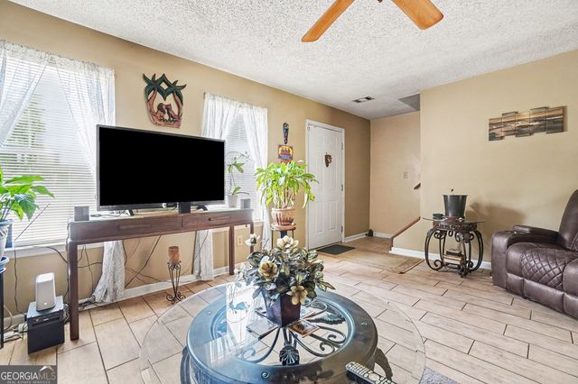 7965 Creekstone Way, Riverdale, GA 30274