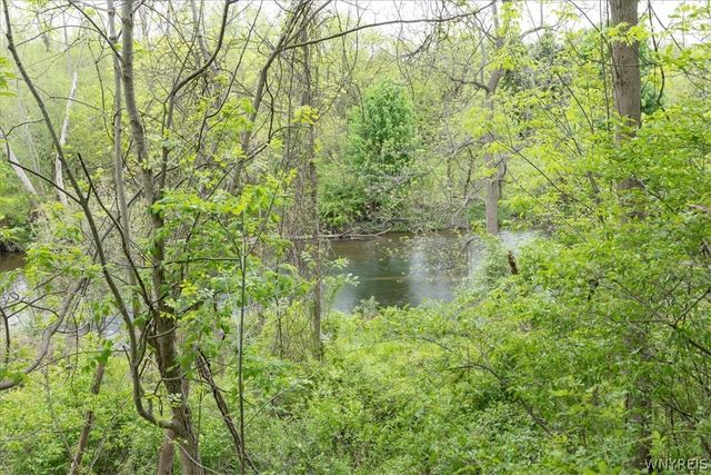 1273 Ransom Road, Lancaster, NY 14086
