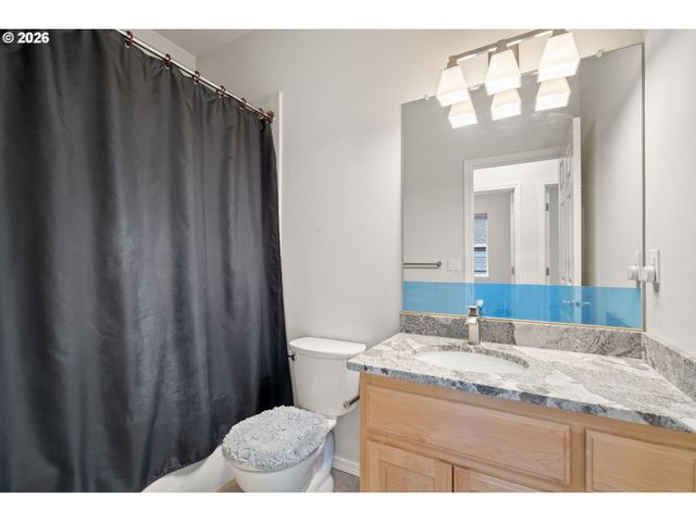 2136 Ne 52ND Ave, Hillsboro, OR 97124