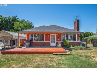 2216 THOMPSON Ave, Vancouver, WA 98660