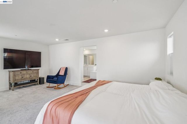 37231 Sand Bar Place, Newark, CA 94560