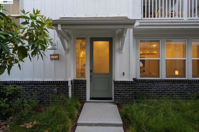 37231 Sand Bar Place, Newark, CA 94560